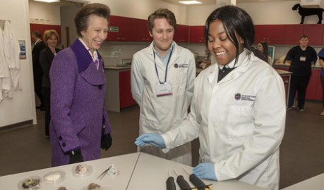 HRH The Princess Royal visits EBSOC workshop with Roslin PhD student James Ozanne and a pupil from Liberton High School - � Douglas Robertson