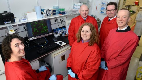 Sepsis Research visit Kenneth Baillie's lab at The Roslin Institute - credit The Roslin Institute